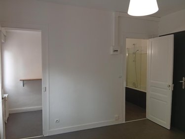 Location appartement Reims 51100 Marne 18 m2 1 pièce 420 euros
