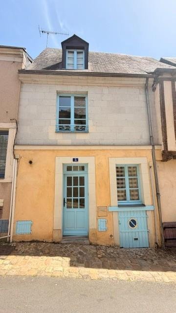 Location maison Château-Gontier-sur-Mayenne 53200 Mayenne 47 m2 3 pièces 450 euros