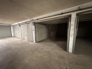 Garage et parking a vendre Vannes 56000 Morbihan 20 m2  52183 euros