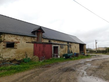 Bien agricole a vendre Morannes sur Sarthe-Daumeray 49640 Maine-et-Loire 406532 m2  312000 euros
