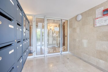 Appartement a vendre Issy-les-Moulineaux 92130 Hauts-de-Seine 101 m2 5 pièces 699000 euros