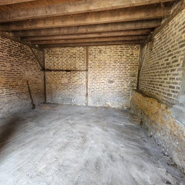 Garage et parking a vendre La-Ferté-Bernard 72400 Sarthe 28 m2  12000 euros