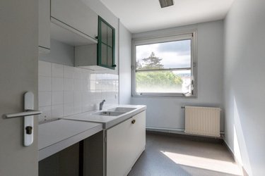 Immeuble a vendre Besançon 25000 Doubs 1408 m2  2300000 euros