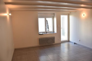 Location appartement Servas 01960 Ain 25 m2 1 pièce 390 euros