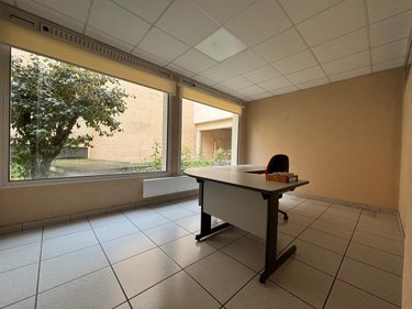 Fonds et murs commerciaux a vendre Arras 62000 Pas-de-Calais 400 m2