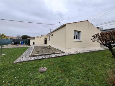 Maison a vendre Saintes 17100 Charente-Maritime 65 m2 4 pièces 167872 euros