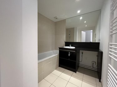 Location appartement Angers 49000 Maine-et-Loire 64 m2  805 euros