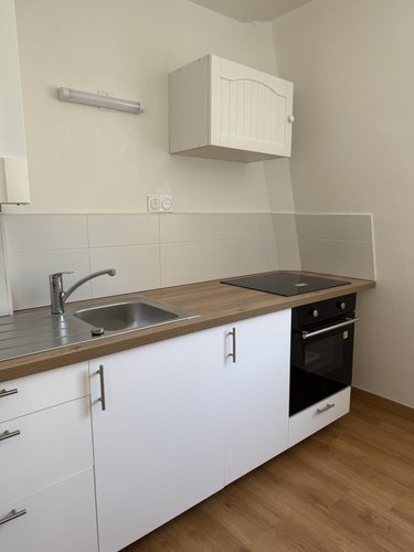 Location appartement Vannes 56000 Morbihan 43 m2  745 euros