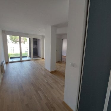 Location appartement Reims 51100 Marne 41 m2 1 pièce 620 euros