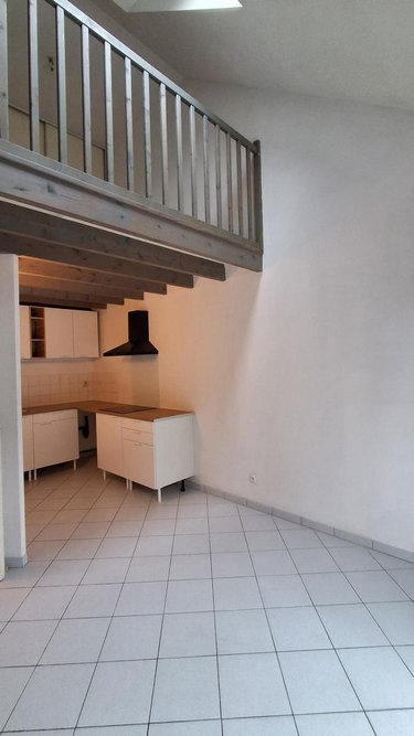 Location appartement Laval 53000 Mayenne 35 m2 2 pièces 480 euros