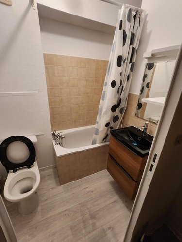 Appartement a vendre Angers 49000 Maine-et-Loire 19 m2 1 pièce 104800 euros