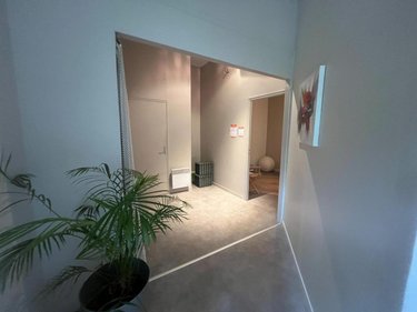 Location fonds et murs commerciaux Le Rheu 35650 Ille-et-Vilaine 40 m2  701 euros