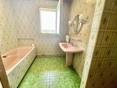 Appartement a vendre Saint-Chély-d'Apcher 48200 Lozère 93 m2  189000 euros