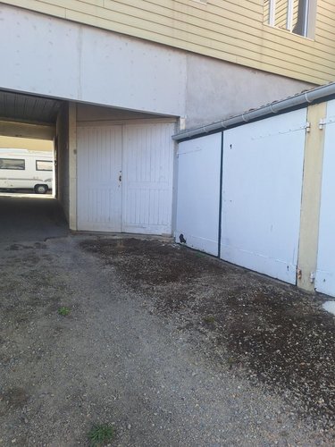 Location garage et parking Équeurdreville-Hainneville 50120 Manche 10 m2  60 euros