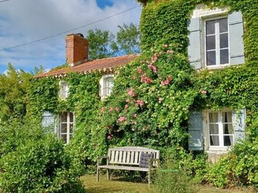 Maison a vendre Val en Vignes 79290 Deux-Sèvres 201 m2 9 pièces 281912 euros