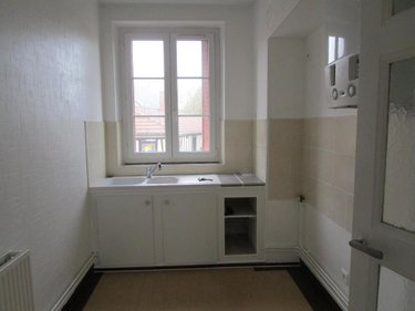 Location appartement Châlons-en-Champagne 51000 Marne 40 m2 2 pièces 375 euros