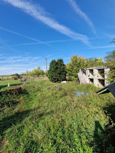 Garage et parking a vendre Loire-Authion 49250 Maine-et-Loire 125 m2