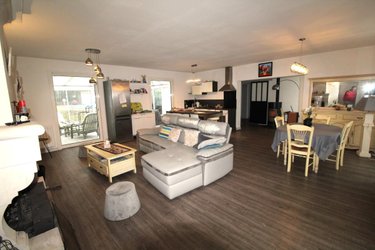 Maison a vendre Fontcouverte 17100 Charente-Maritime 188 m2 7 pièces 345000 euros