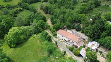 Maison a vendre Grandrieu 48600 Lozère 250 m2  374000 euros