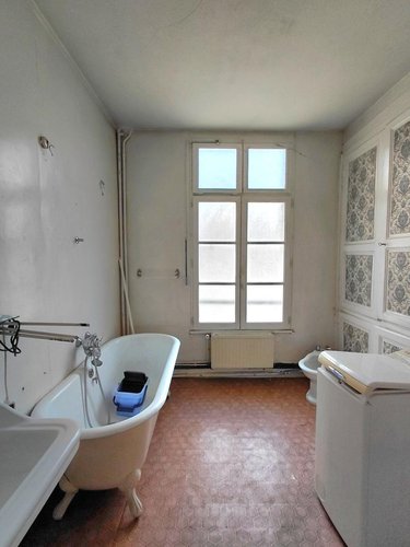 Immeuble a vendre Mamers 72600 Sarthe 92 m2  79715 euros