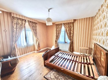 Maison a vendre Saint-Chély-d'Apcher 48200 Lozère 170 m2  145000 euros