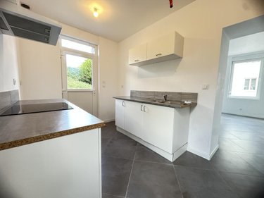 Location maison Saint-Python 59730 Nord 67 m2  700 euros