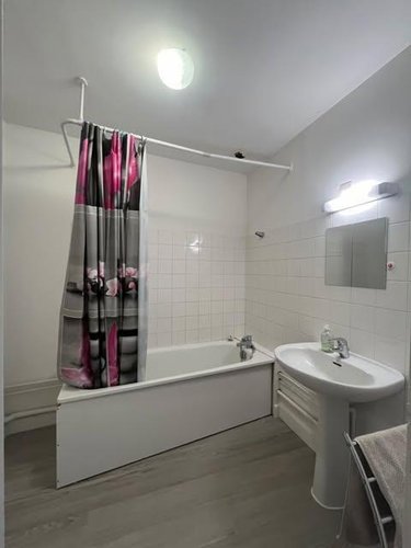 Location appartement Pierrelatte 26700 Drôme 69 m2 3 pièces 760 euros