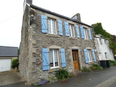 Maison a vendre Plougonven 29640 Finistère 89 m2  157800 euros