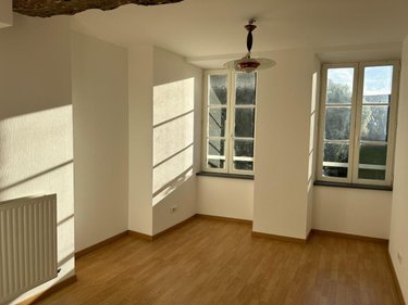 Appartement a vendre Guingamp 22200 Côtes-d'Armor 129 m2  395296 euros