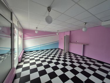 Fonds et murs commerciaux a vendre Bruay-la-Buissière 62700 Pas-de-Calais 65 m2  80100 euros