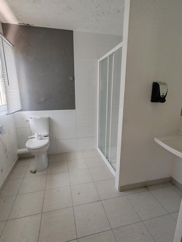 Immeuble a vendre Plounéour-Ménez 29410 Finistère 150 m2  79050 euros