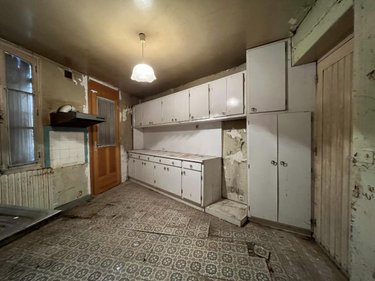 Maison a vendre Connerré 72160 Sarthe 190 m2 6 pièces 137000 euros
