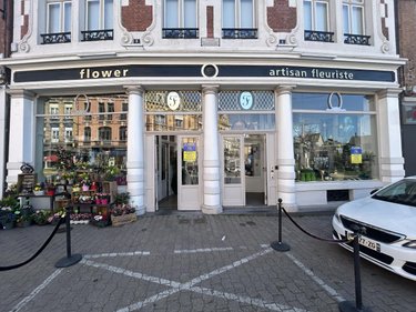 Location fonds et murs commerciaux Cambrai 59400 Nord 150 m2  2273 euros
