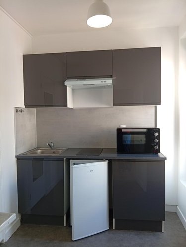 Location appartement Reims 51100 Marne 18 m2 1 pièce 500 euros
