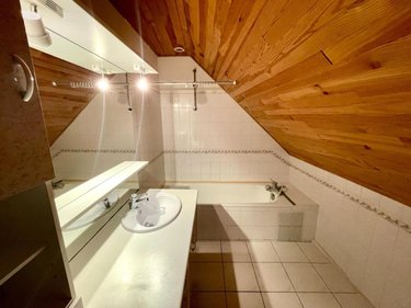 Appartement a vendre Monts-de-Randon 48700 Lozère 96 m2  159000 euros