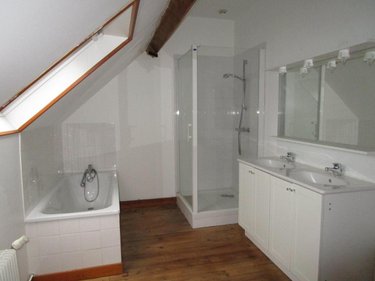 Location maison Bouzincourt 80300 Somme 202 m2  900 euros