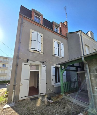Immeuble a vendre Vierzon 18100 Cher 125 m2  128640 euros