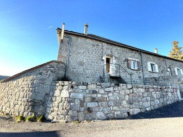 Appartement a vendre Monts-de-Randon 48700 Lozère 96 m2  159000 euros