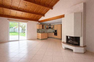Maison a vendre Cholet 49300 Maine-et-Loire 158 m2 6 pièces 384880 euros