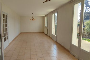Location maison Chantepie 35135 Ille-et-Vilaine 111 m2 6 pièces 1250 euros
