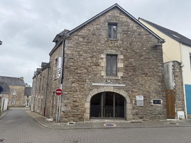 Immeuble a vendre Theix-Noyalo 56450 Morbihan 60 m2  335000 euros