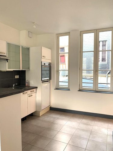 Location appartement Rouen 76000 Seine-Maritime 40 m2  560 euros