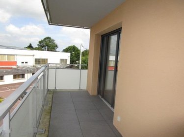 Location appartement Carentan-les-Marais 50500 Manche 62 m2 3 pièces 827 euros
