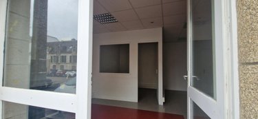 Location fonds et murs commerciaux Pontivy 56300 Morbihan 29 m2  380 euros