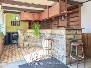 Fonds et murs commerciaux a vendre Commana 29450 Finistère 425 m2  179100 euros