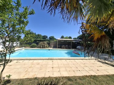 Maison a vendre Fontcouverte 17100 Charente-Maritime 188 m2 7 pièces 345000 euros