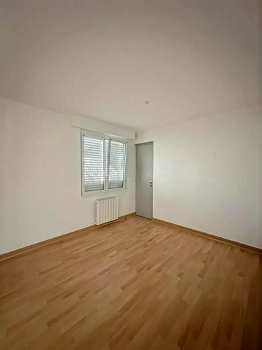 Location appartement Plouguenast-Langast 22150 Côtes-d'Armor 55 m2  400 euros
