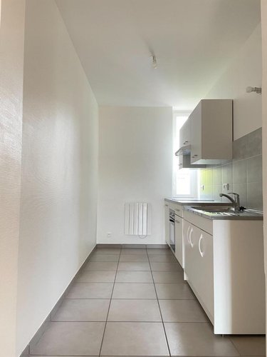 Location appartement Ambérieu-en-Bugey 01500 Ain 67 m2 3 pièces 750 euros