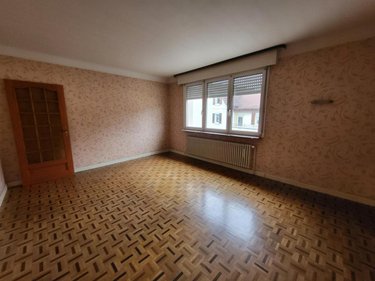 Immeuble a vendre Audincourt 25400 Doubs 381 m2  257000 euros