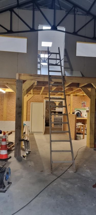 Fonds et murs commerciaux a vendre Saint-Cyr-sur-Loire 37540 Indre-et-Loire 150 m2  195000 euros